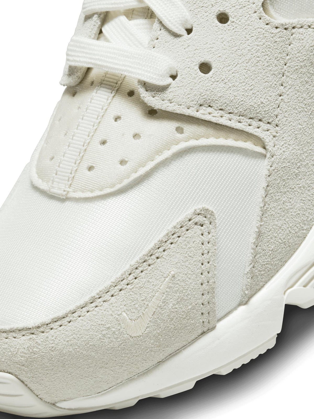 NIKE Обувки WMNS AIR HUARACHE