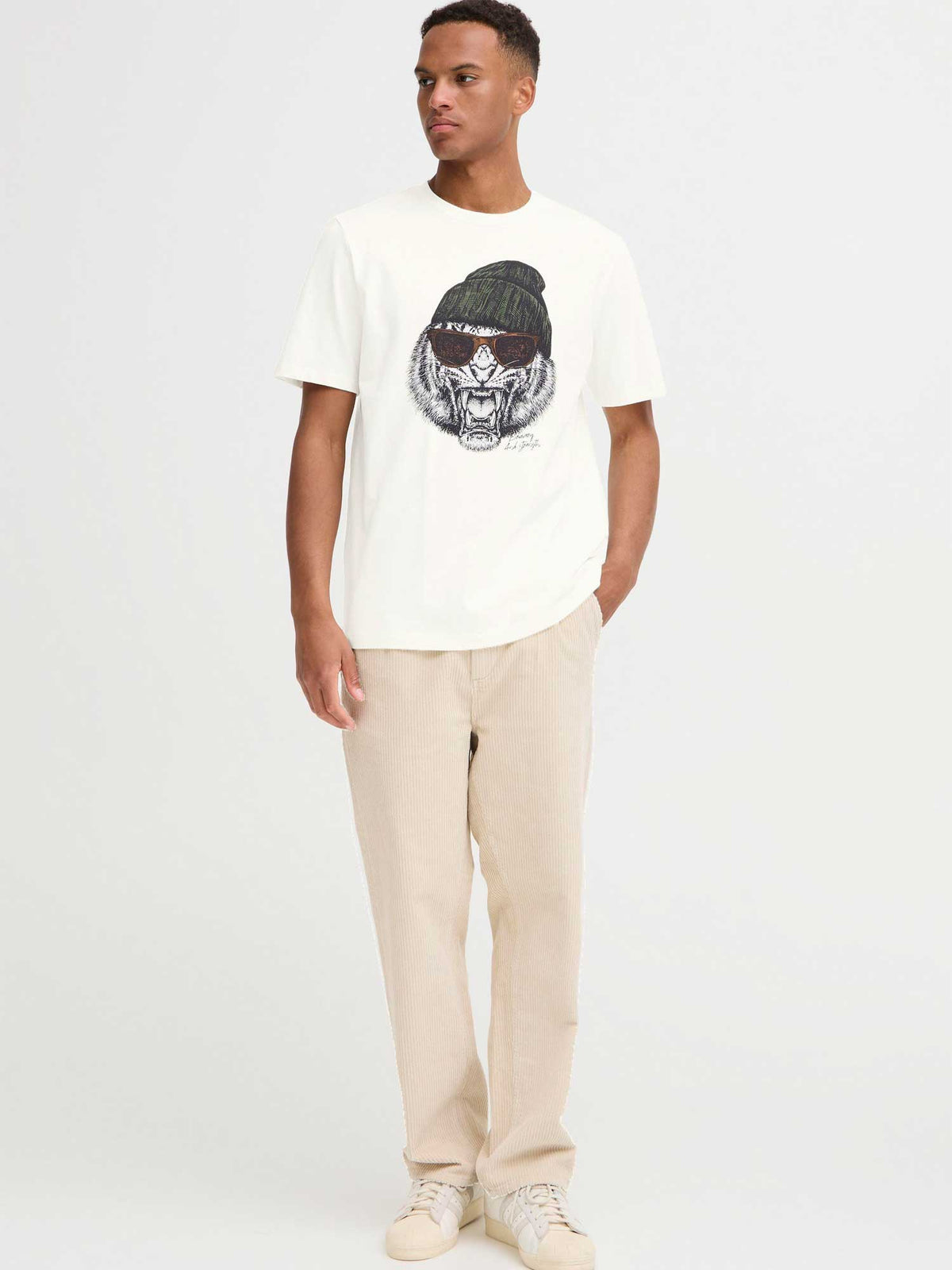 BLEND Тениска BHIVIK FUNNY GRAPH S/S TEE