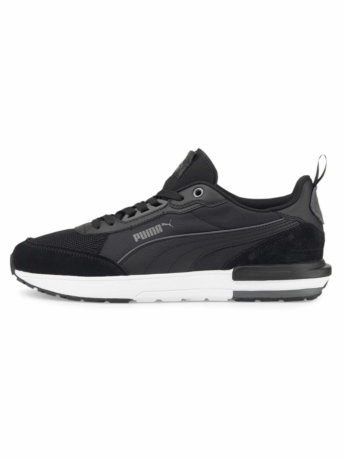 PUMA Обувки R22