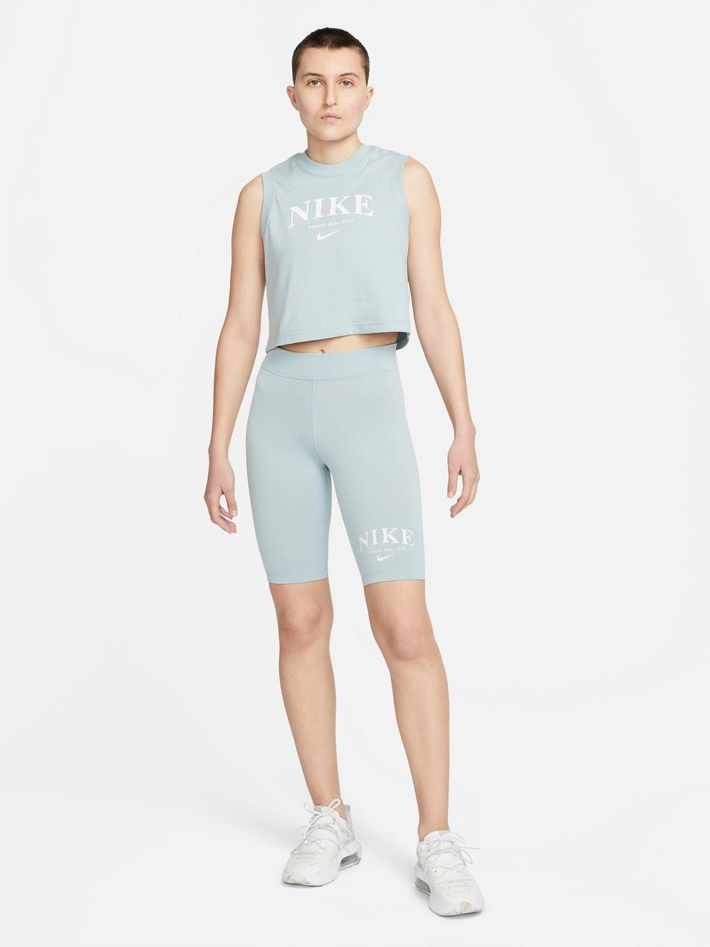 NIKE Клин W MR SHORT GFX