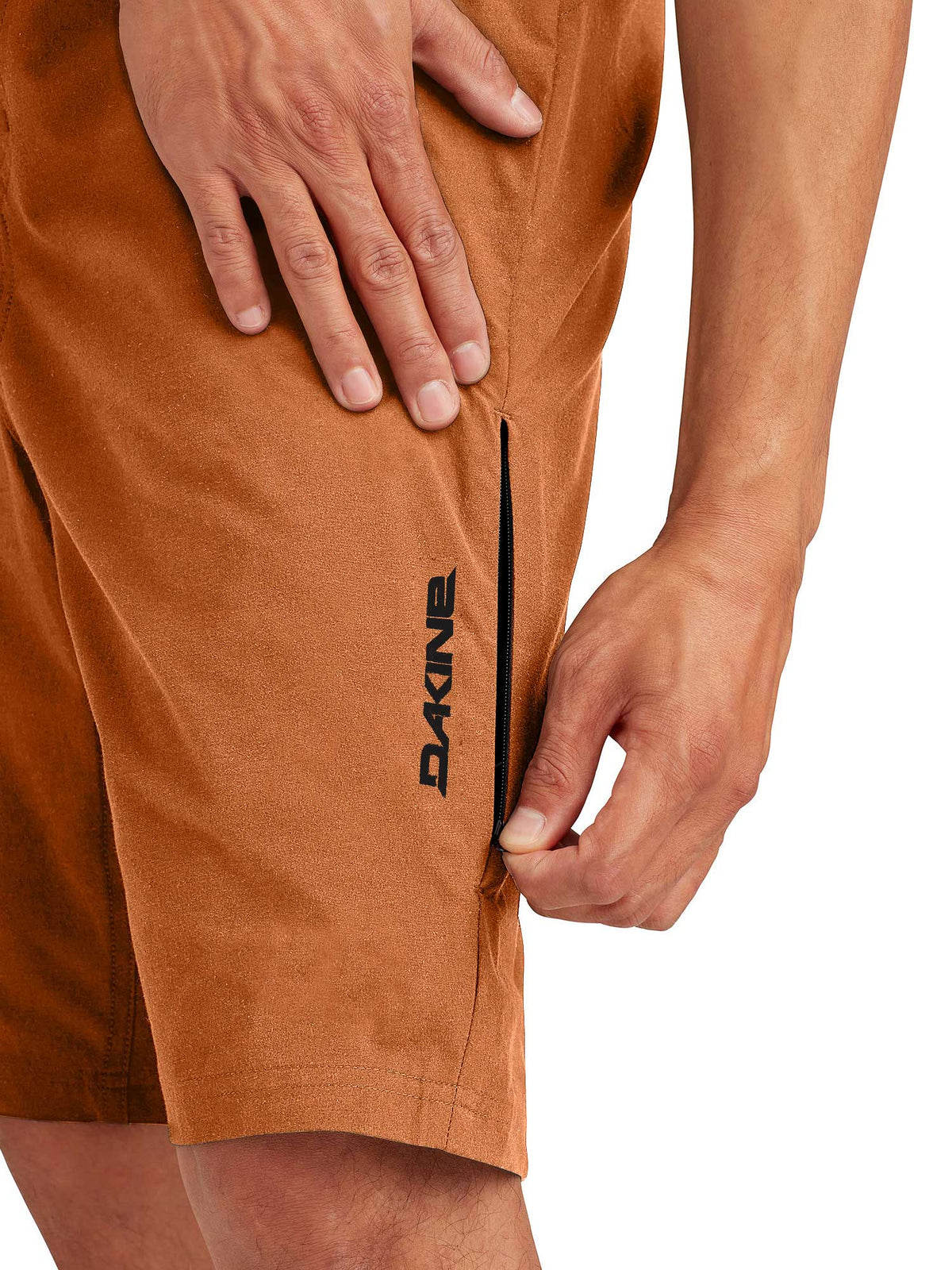 DAKINE Къси панталони LEEWARD