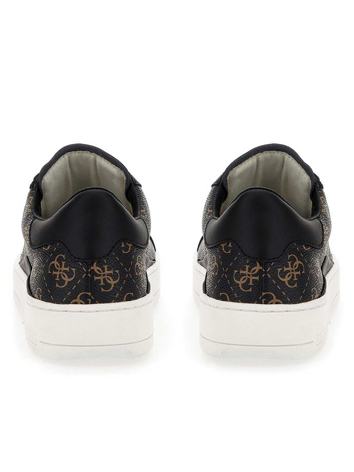 GUESS Обувки UDINE I