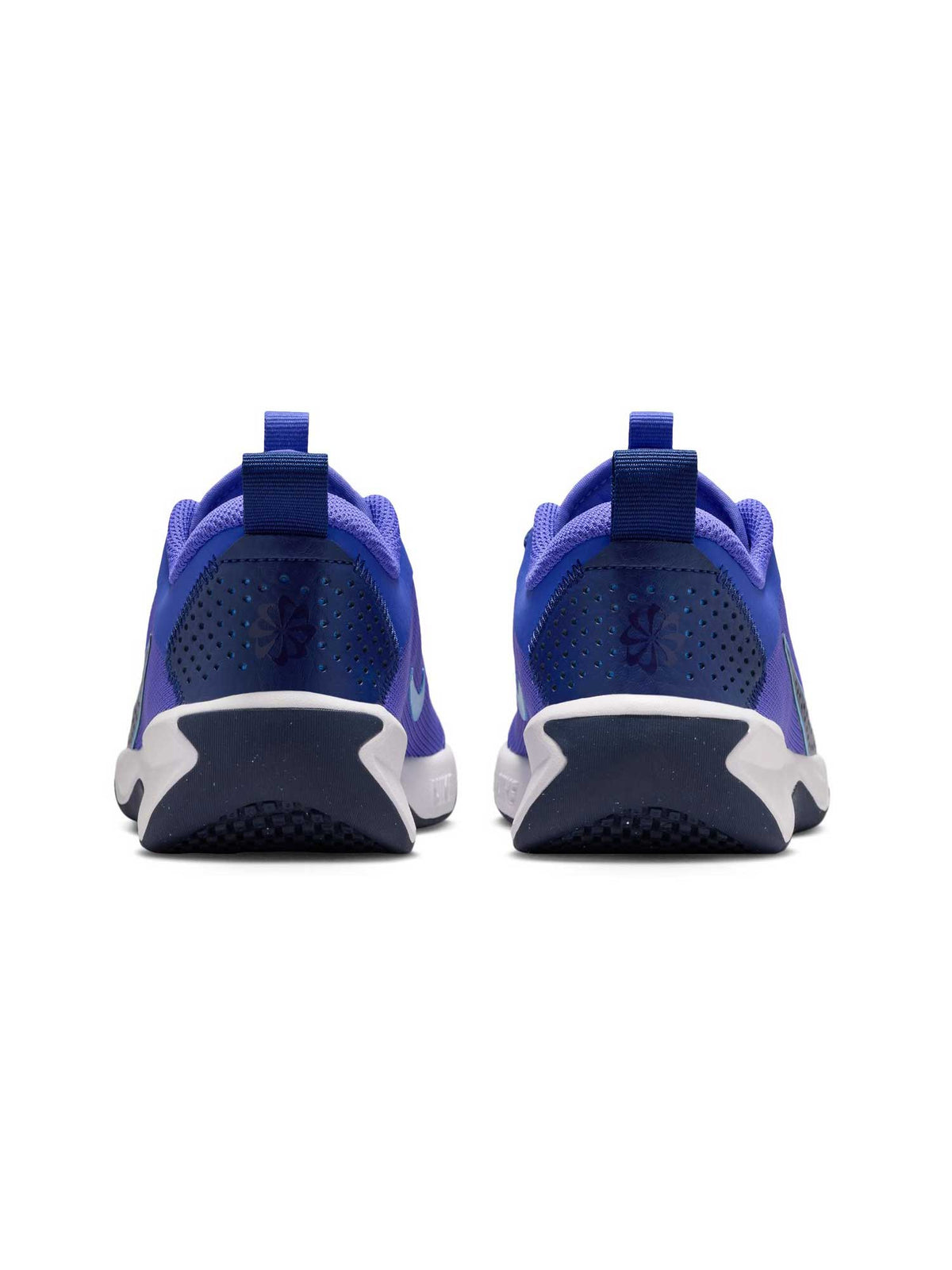 NIKE Обувки OMNI MULTI-COURT GS