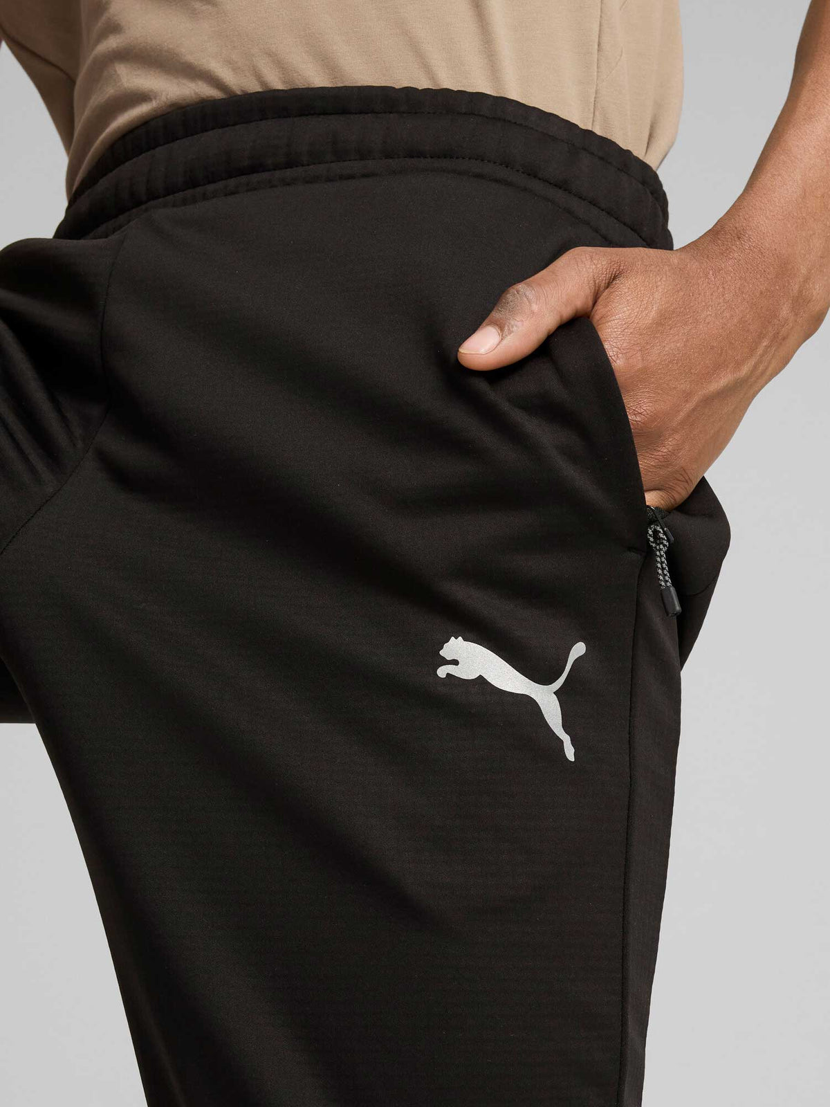 PUMA Спортно долнище EVOSTRIPE Warm Pants DK