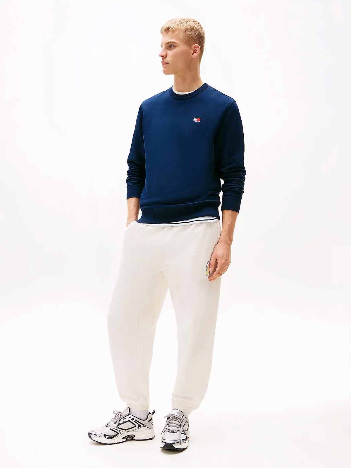 TOMMY JEANS Блуза TJM REG BADGE CREW EXT